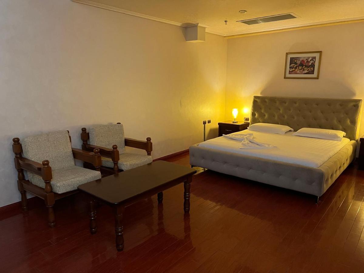 Vlorë Europa Grand Resort מראה חיצוני תמונה