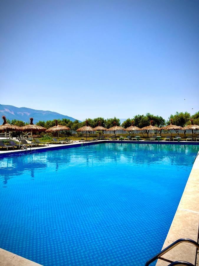 Vlorë Europa Grand Resort מראה חיצוני תמונה